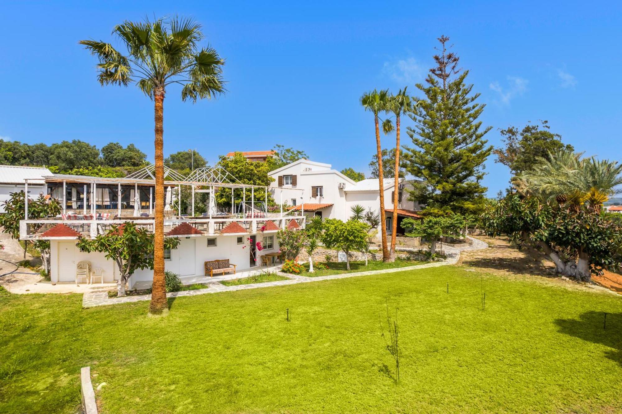 Rose Of Crete Aparthotel Platanés Exteriör bild