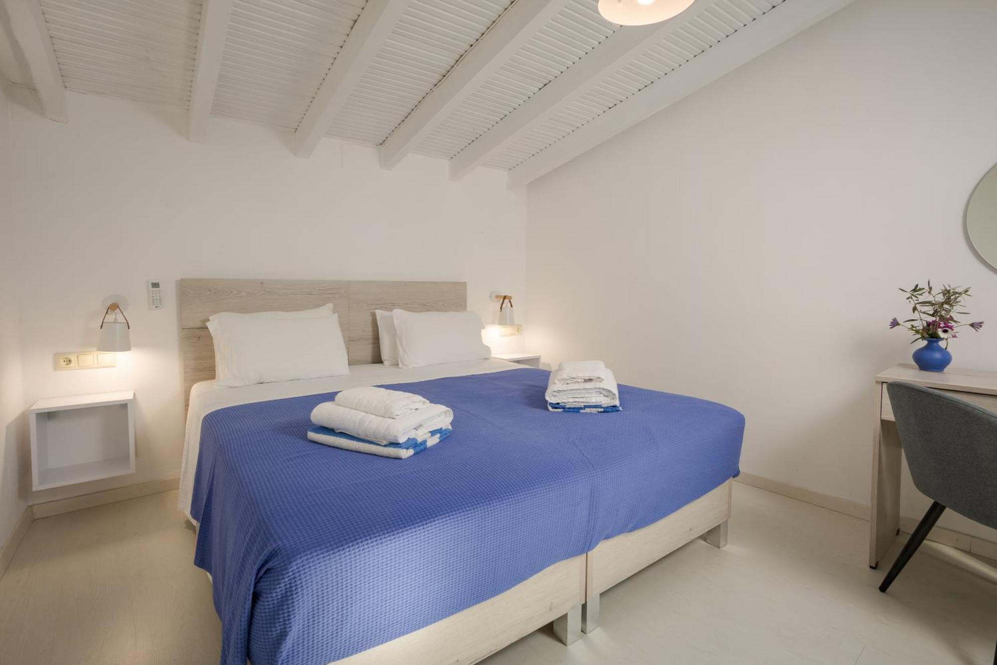 Rose Of Crete Aparthotel Platanés Exteriör bild
